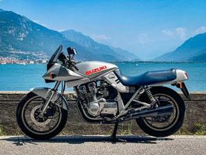 SUZUKI KATANA 750 1982