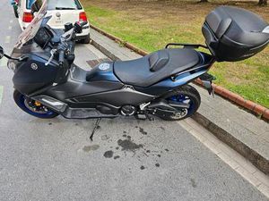 YAMAHA - T MAX 560