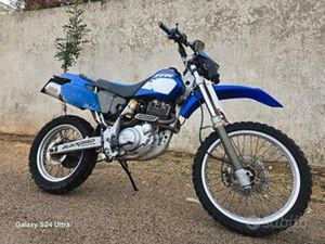 YAMAHA TT 600 - 2001