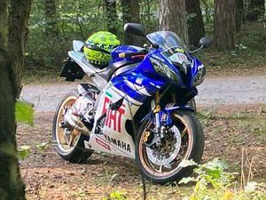 R6 RJ15 ROSSI EDITION