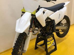 HUSQVARNA TC 125