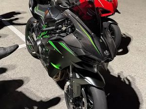 KAWASAKI NINJA H2 CARBON