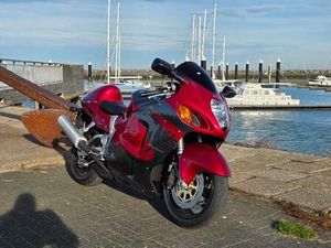 ② SUZUKI GSX1300R HAYABUSA - UNRESTRICTED GEN 1 – 13.000KM