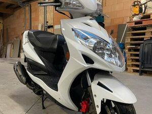 ② KYMCO MOVIE 125 CC - WEINIG KM’S