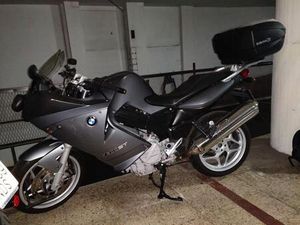 BMW - F800ST