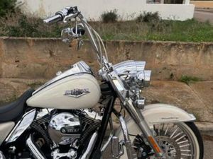 HARLEY DAVIDSON - ROAD KING CLASSIC