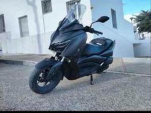 YAMAHA - XMAX 300 CC