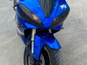 YAMAHA - R1 DE 1.000