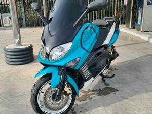 YAMAHA - TMAX XP 500