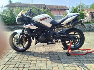 STREET TRIPLE R 2012 KM 28000