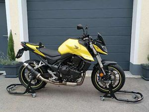 CB 750 HORNET / UM & UNFALLFREI / 1. BESITZ