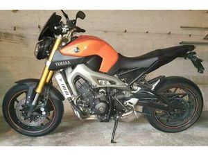 YAMAHA MT-09 DEEP ARMOR ARANCIO ARANCIONE