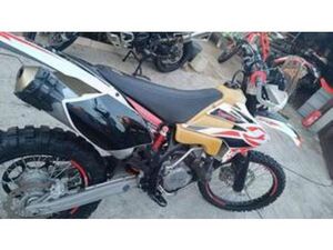 RR 525 4T ENDURO (2009)