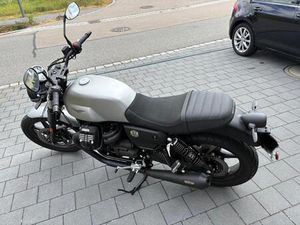 MOTO GUZZI V7 STONE