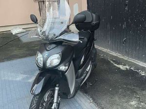 YAMAHA XENTER 150 NERO