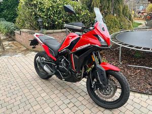 ② MOTO MORINI X-CAPE 649