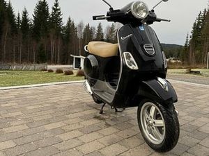 VESPA LX 50
