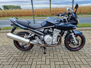 SUZUKI BANDIT 650S