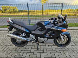 SUZUKI GSX 750 F