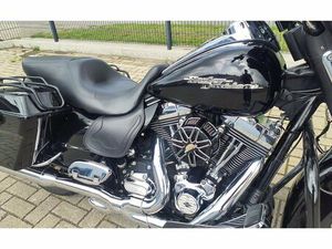 HARLEY-DAVIDSON TOURING ELECTRA GLIDE STANDARD FLHT