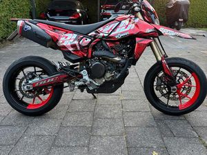DUCATI HYPERMOTARD 698 RVE – TOP ZUSTAND / TERMIGNONI / CARBON