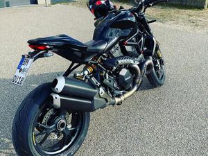 DUCATI MONSTER 1200R