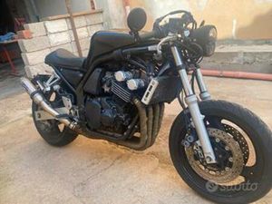 YAMAHA FZS FAZER 600 CAFE RACER