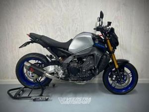 YAMAHA MT 09 SP (BJ 2022) AKRAPOVIC — MOTOREN | YAMAHA — MARKTPLAATS