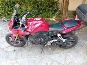 VENDO YAMAHA FZ1 FAZER (2006 - 16) USATA A TORINO (CODICE 9878691) - MOTO.IT