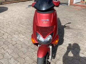 APRILIA LEONARDO SR 150, SEHR GUTER ZUSTAND, WENIG GELAUFEN