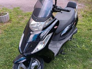 KYMCO YAGER GT 125