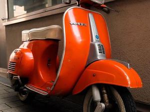 VESPA V50 SPECIAL