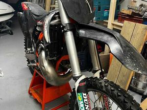 CROSS KTM 250 CC 2T BIALA PODLASKA