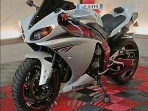 YAMAHA R1 CROSSPLANE 2009 LOUROSA
