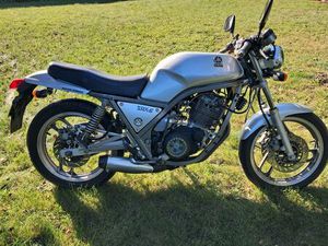 YAMAHA SRX-6 SUPER SINGLE PRZEMĘT