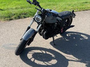 YAMAHA XJ 650 CAFÉ RACER
