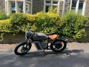 ELECTRIC MOTORBIKE FOR SALE - MAEVING RM1 (BEAUTIFUL RETRO MODERN CLASSIC!)