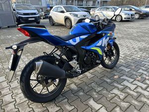 SUZUKI GSX-R 125 WROCLAW STABLOWICE