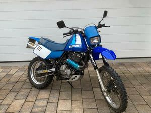 SUZUKI DR 600
