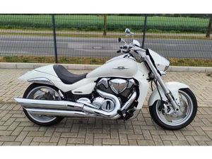 SUZUKI VZR 1800 M 1800 R INTRUDER + HELM