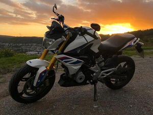 BMW G310 R