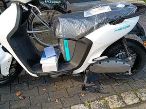 E - ROLLER YAMAHA NEO S