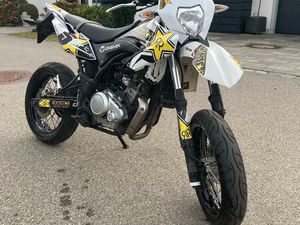 YAMAHA WR125X
