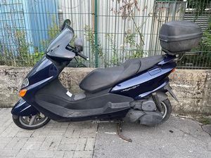 YAMAHA MAJESTY 125 ROLLER ZU VERKAUFEN