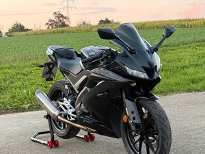 YAMAHA YZFR 125