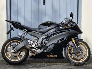 YAMAHA YZF R6 - 2009