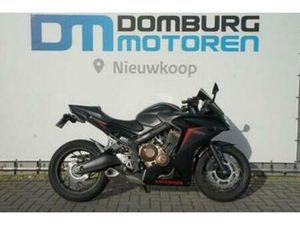 HONDA CBR 650 F (BJ 2018) NIEUWSTAAT — MOTOREN | HONDA — MARKTPLAATS