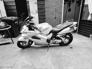 HONDA VFR800 - SPORTIEVE TOERMOTOR — MOTOREN | HONDA — MARKTPLAATS