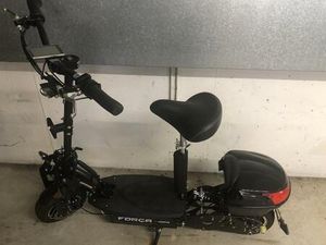 FORCA E-ROLLER „CAMPER“ MIT STRASSENZULASSUNG