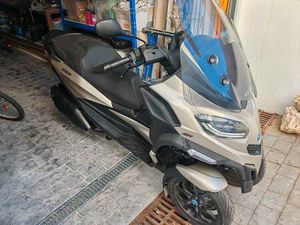 PIAGGIO - MP3 400 SCOOTER TRICICLO
